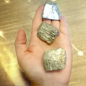 Pyrite - pierre brute - Lithothérapie - Vertus spirituelles de la Prite