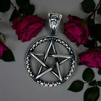 Pendentif pentacle, symbole de protection. bijou de sorcière 2
