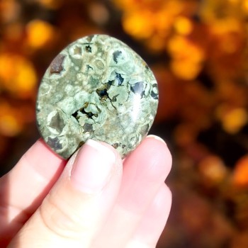 Ryolite - Lithothérapie - Galet de soin - Lithothérapie en ligne 2
