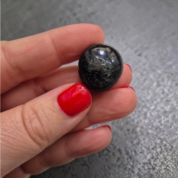 pierre tourmaline noire lithothérapie 2